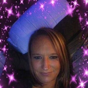 Meet your Posher, Leena